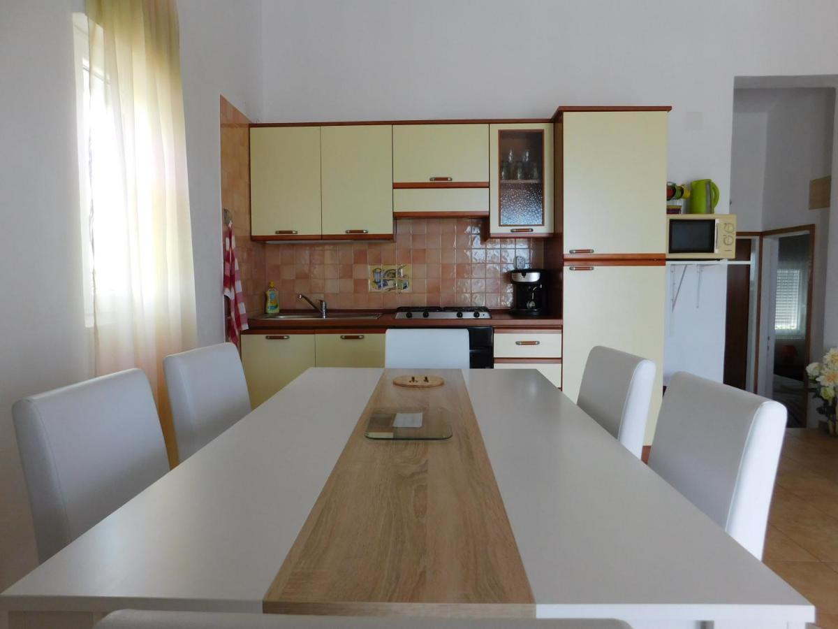 Apartmani Ruza Košljun Exterior foto